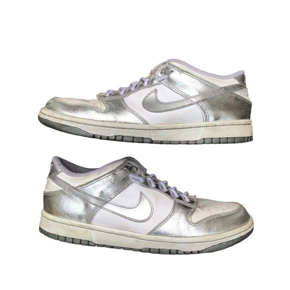 VINTAGE 2010 Nike Dunk Low Metallic Silver Size 6 - Picture 3 of 16